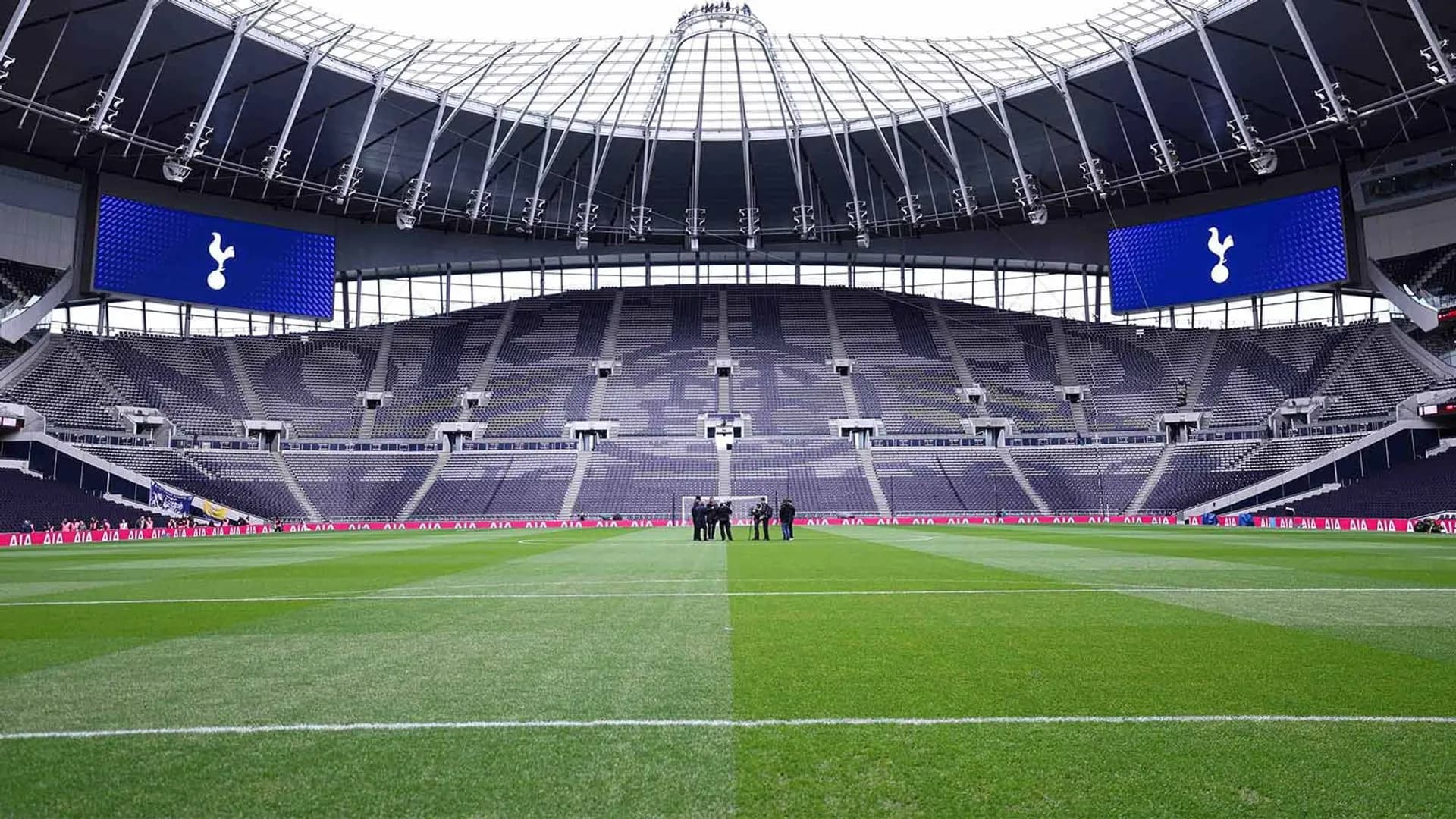 Tottenham vs Manchester City gallery image 2 showing London